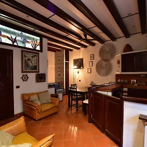casa-lorenza.hotelitalianriviera.com/